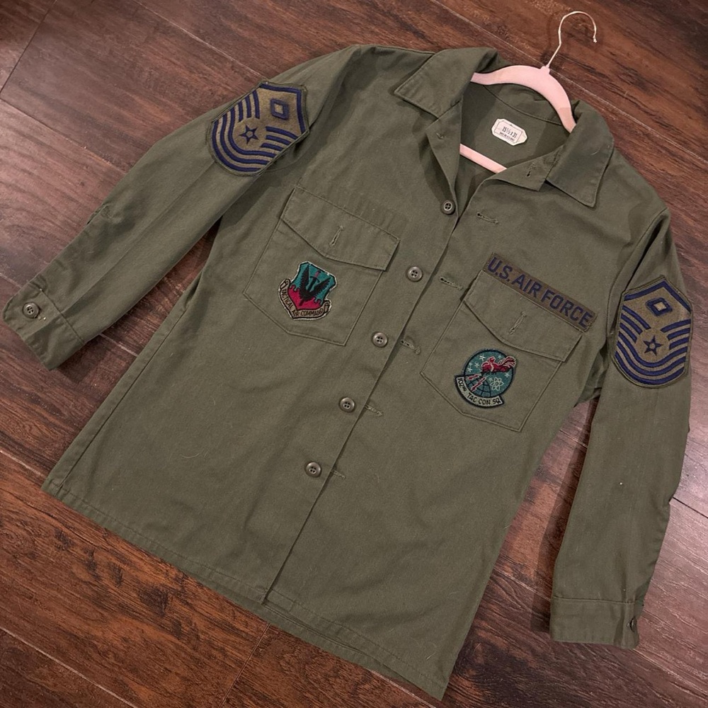 Air Force Military light jacket men’s large